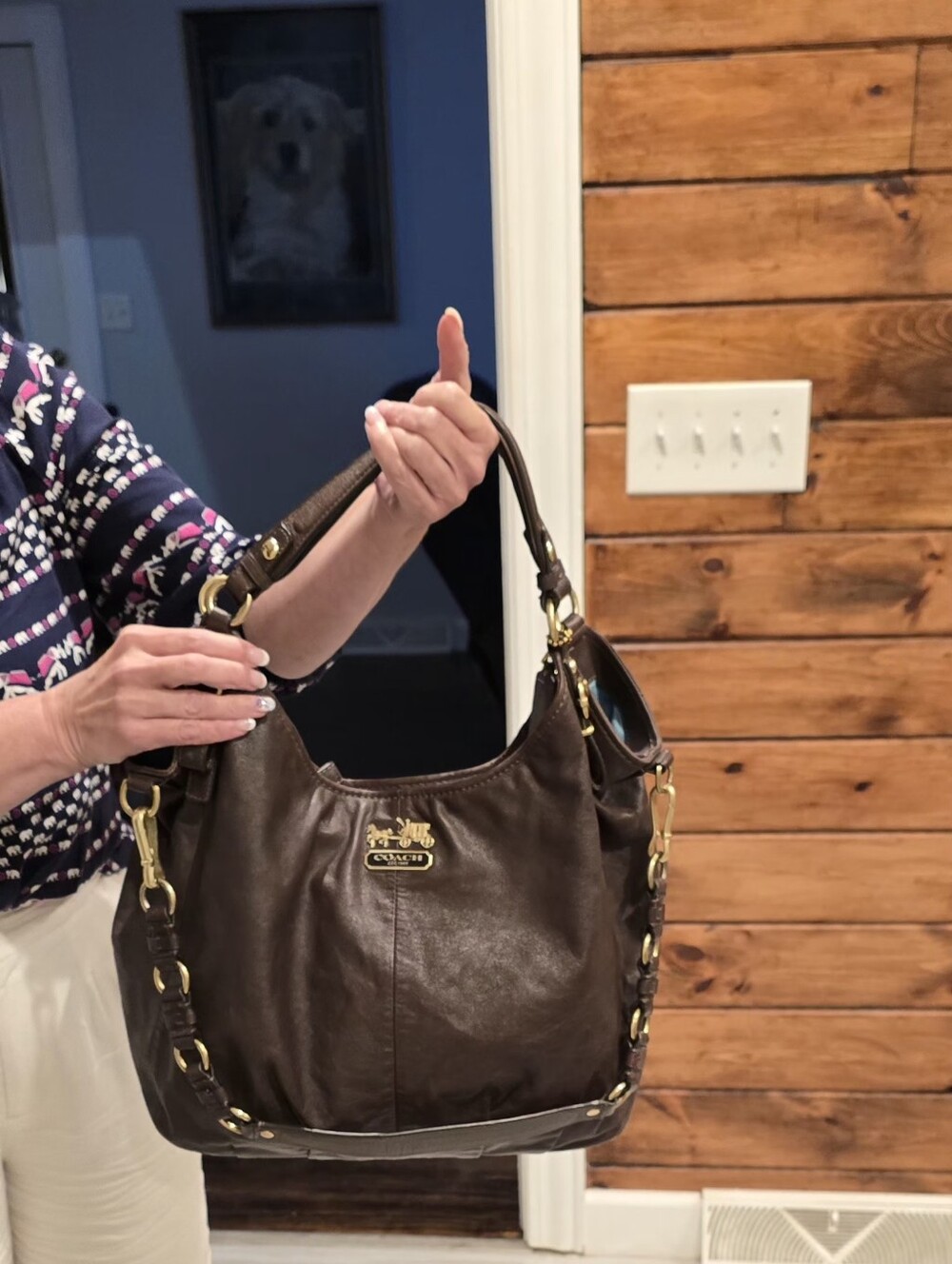 Coach Dark Brown Leather Shoulder Bag with Gold Hardware - Picture 8 of 9